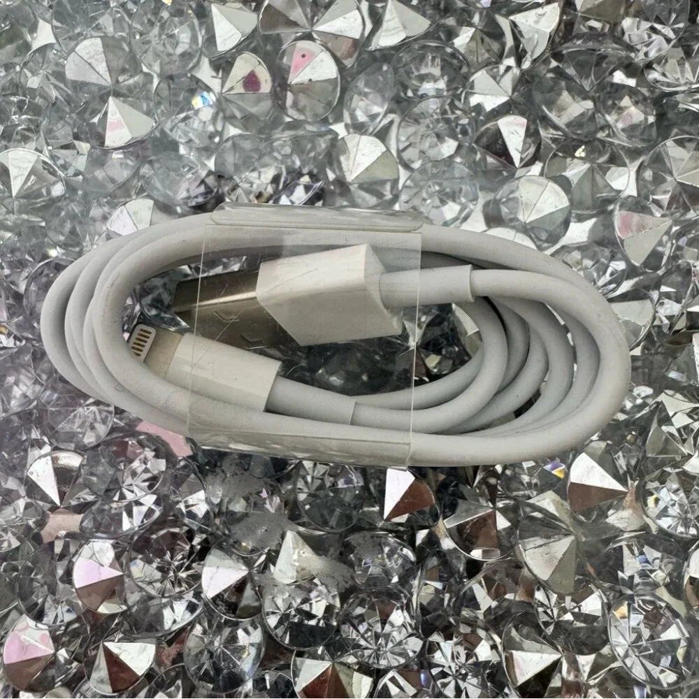 Apple usb iPhone White USB Charging Cable brand new sealed